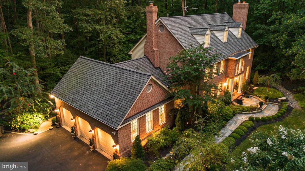 2005 SAINT STEPHENS WOODS DRIVE