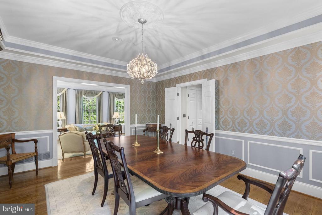 2005 SAINT STEPHENS WOODS DRIVE