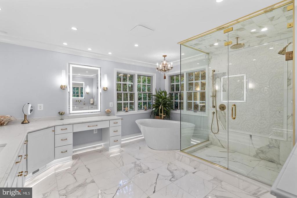 2005 SAINT STEPHENS WOODS DRIVE