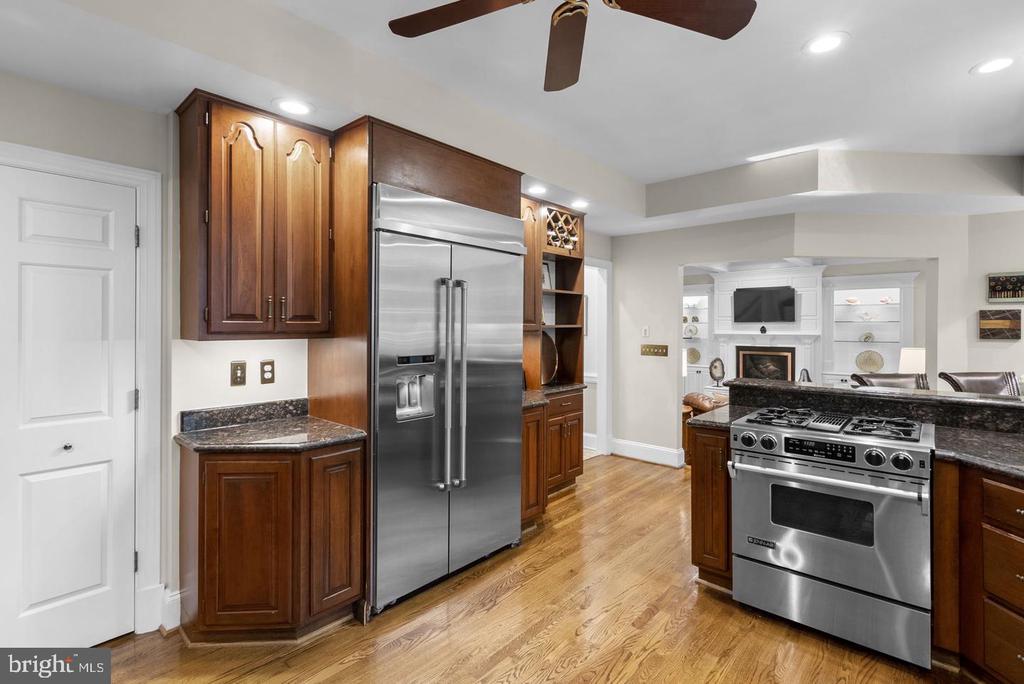 2005 SAINT STEPHENS WOODS DRIVE