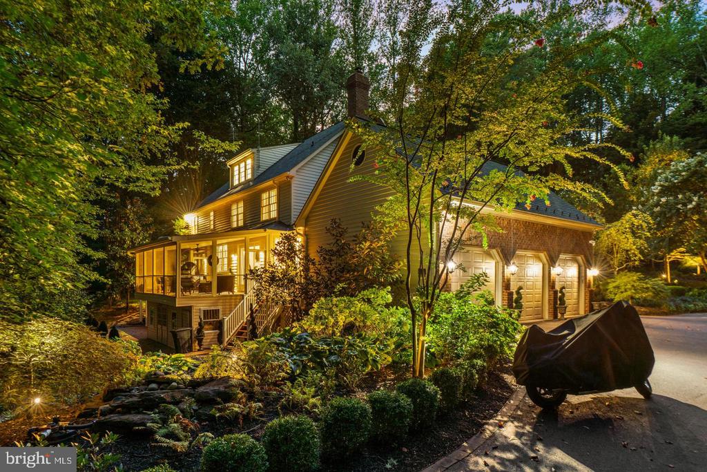 2005 SAINT STEPHENS WOODS DRIVE