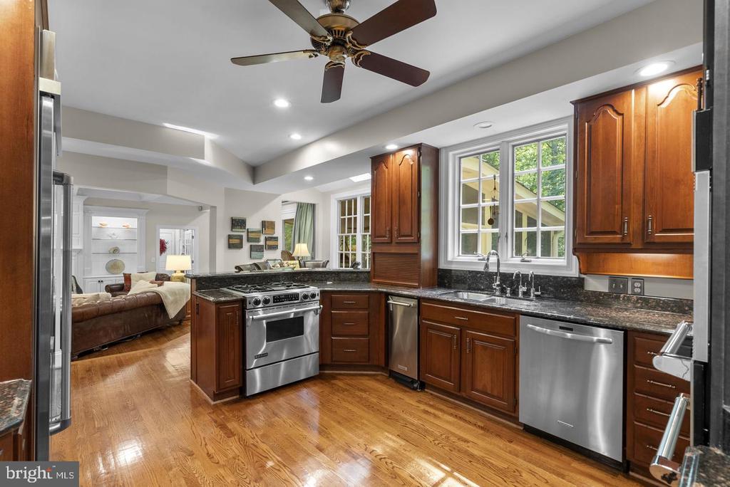2005 SAINT STEPHENS WOODS DRIVE