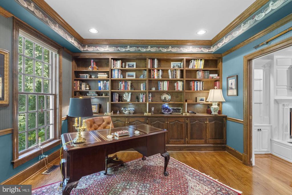 2005 SAINT STEPHENS WOODS DRIVE