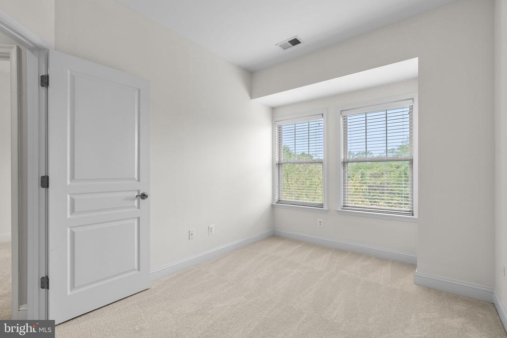 809 GAMBER COURT Unit: 2