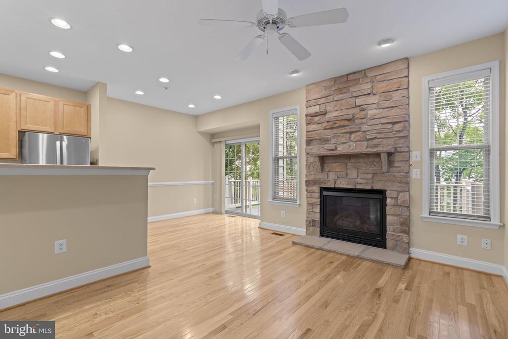 809 GAMBER COURT Unit: 2