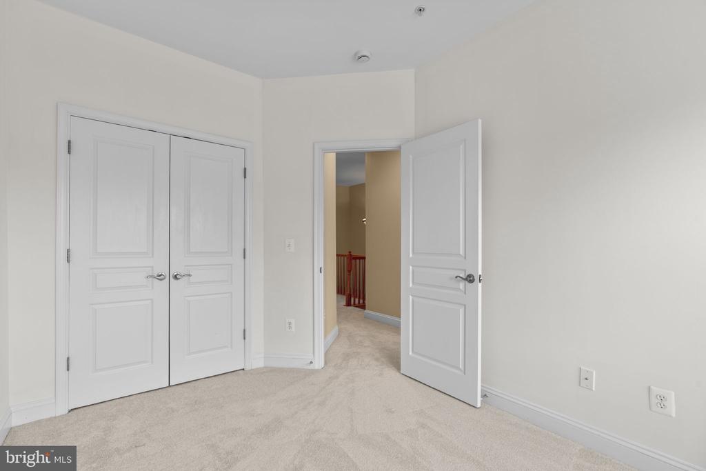 809 GAMBER COURT Unit: 2