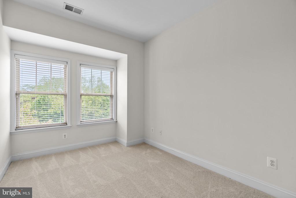 809 GAMBER COURT Unit: 2
