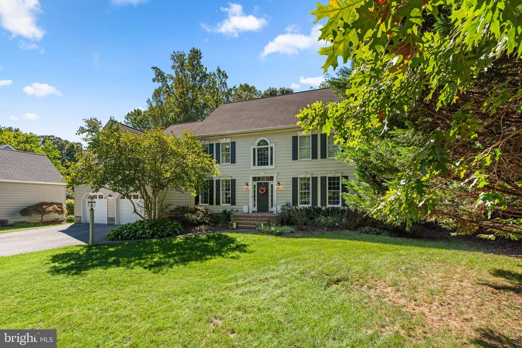 69 SIMMONS LANE