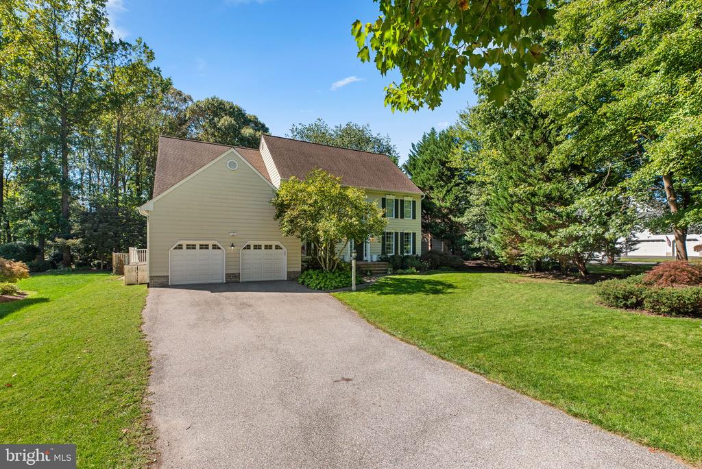 69 SIMMONS LANE