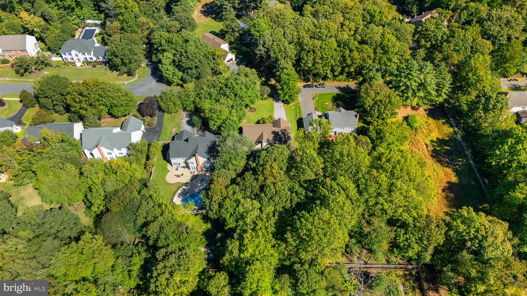 69 SIMMONS LANE