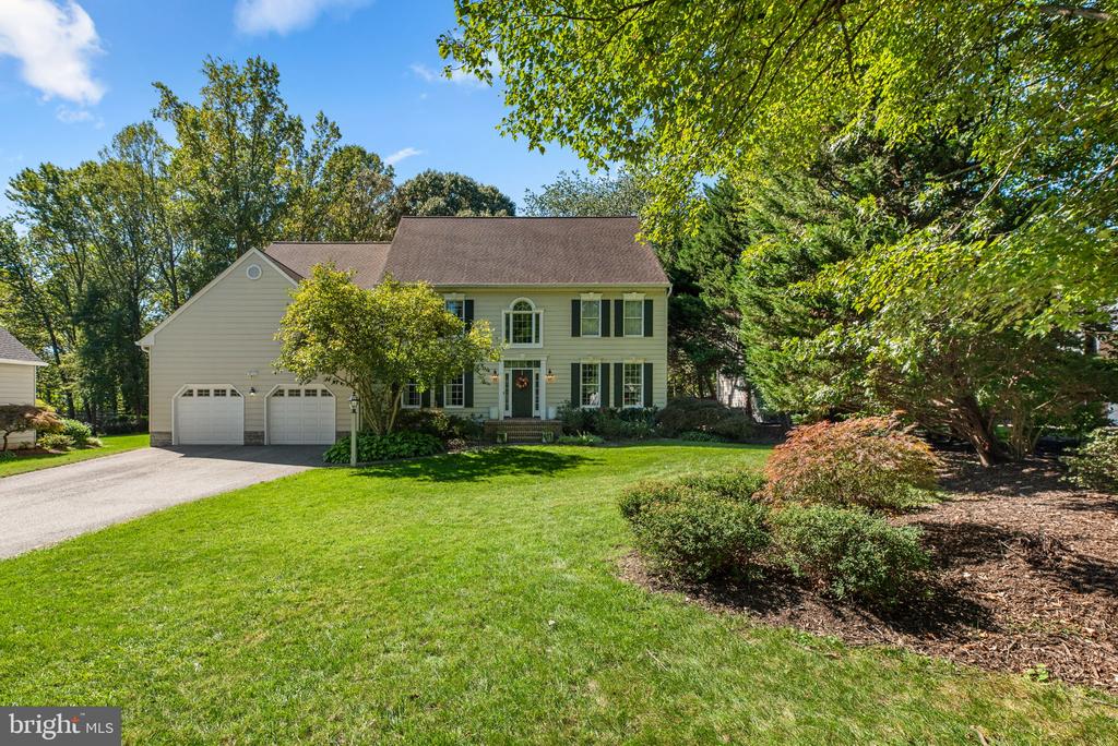 69 SIMMONS LANE