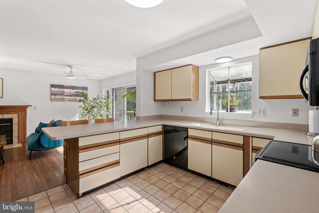 744 DIVIDING CREEK ROAD