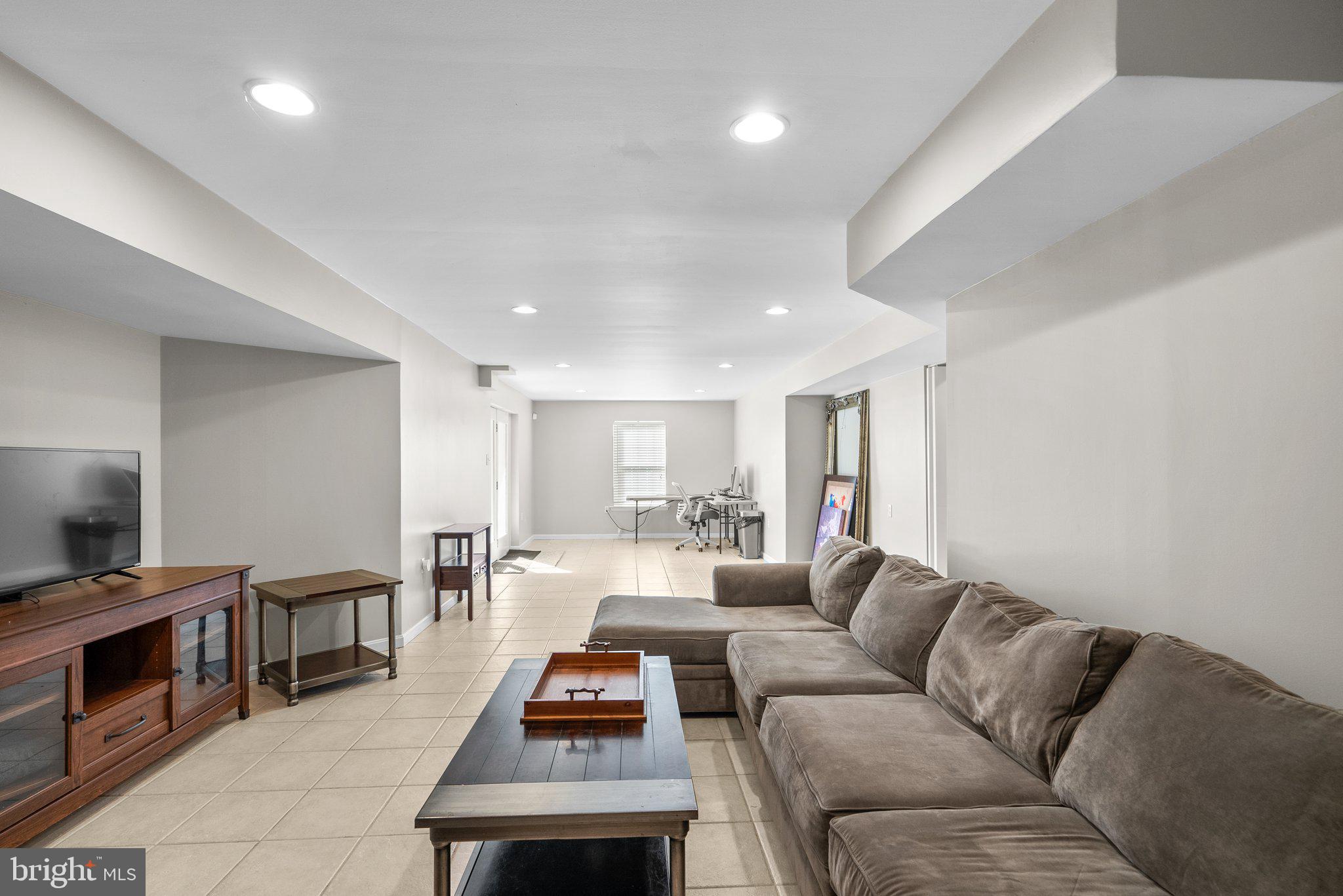 9240 CATTERTON COURT