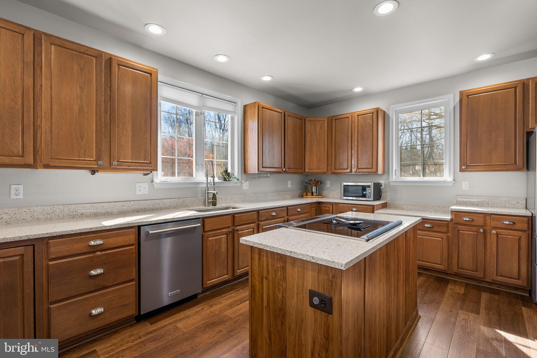 9240 CATTERTON COURT