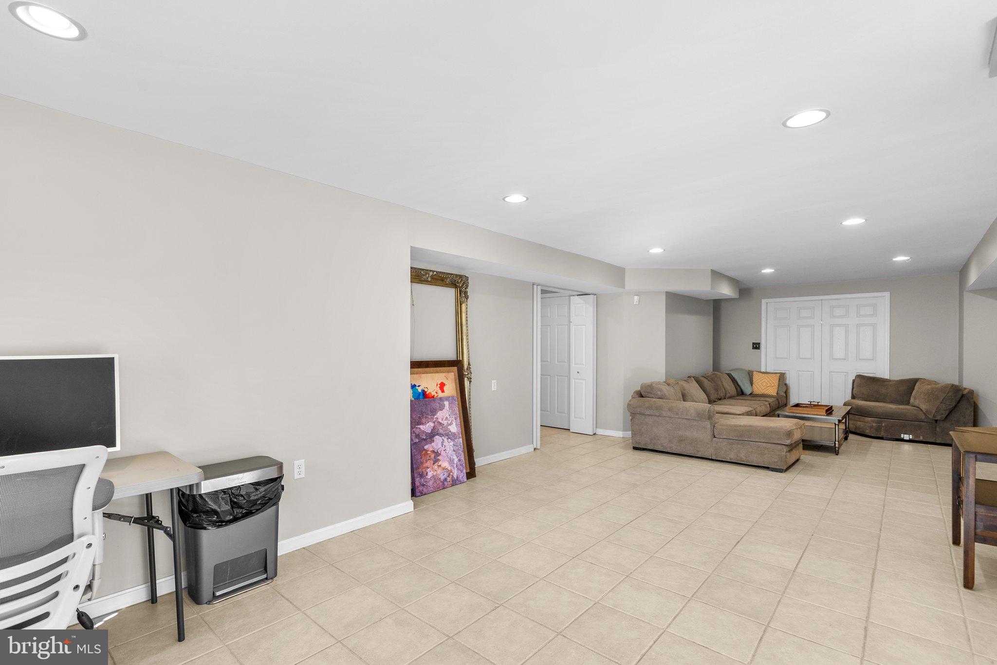 9240 CATTERTON COURT