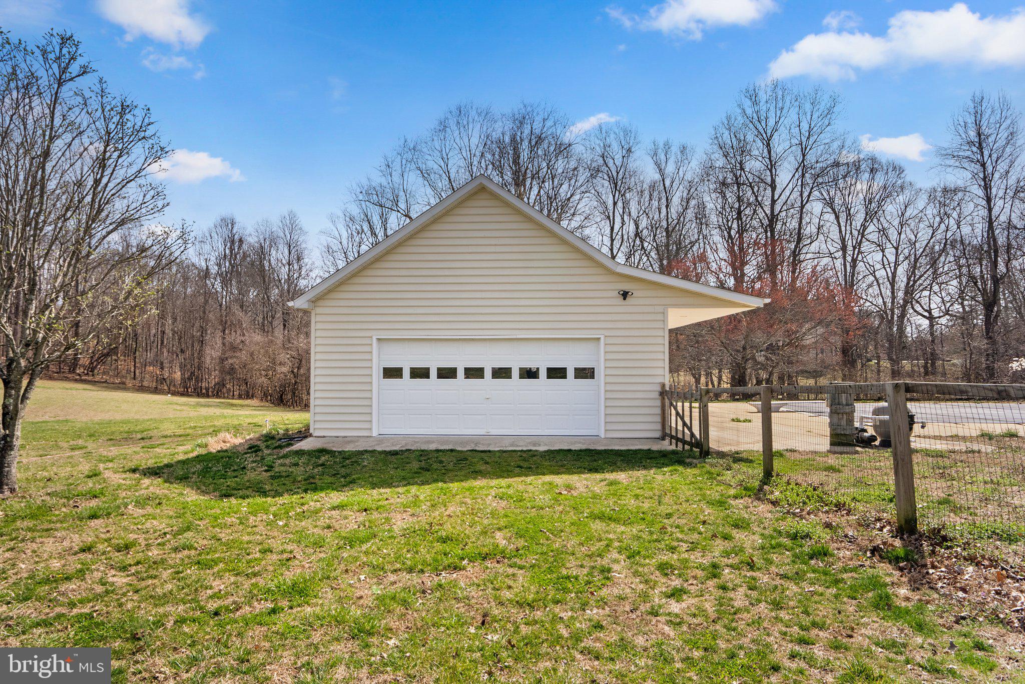 9240 CATTERTON COURT