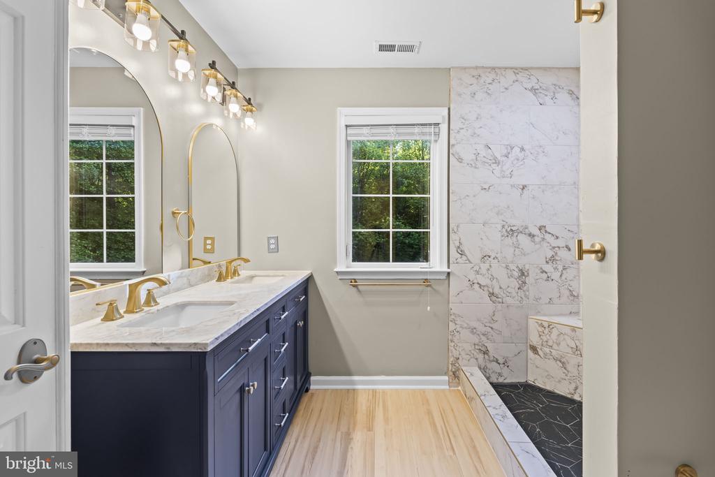 210 WALNUT CREEK ROAD