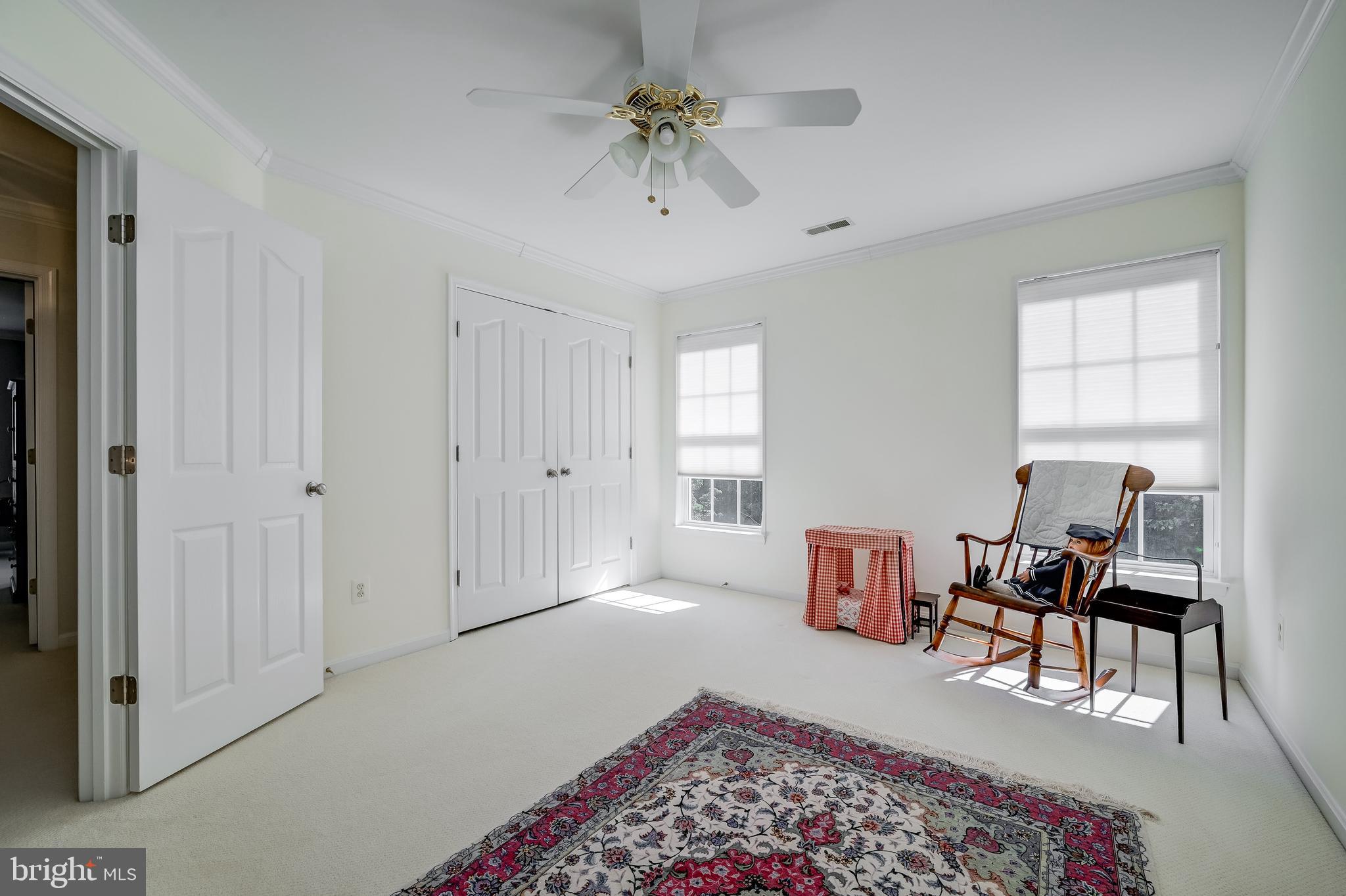 6508 FOLDED LEAF SQUARE