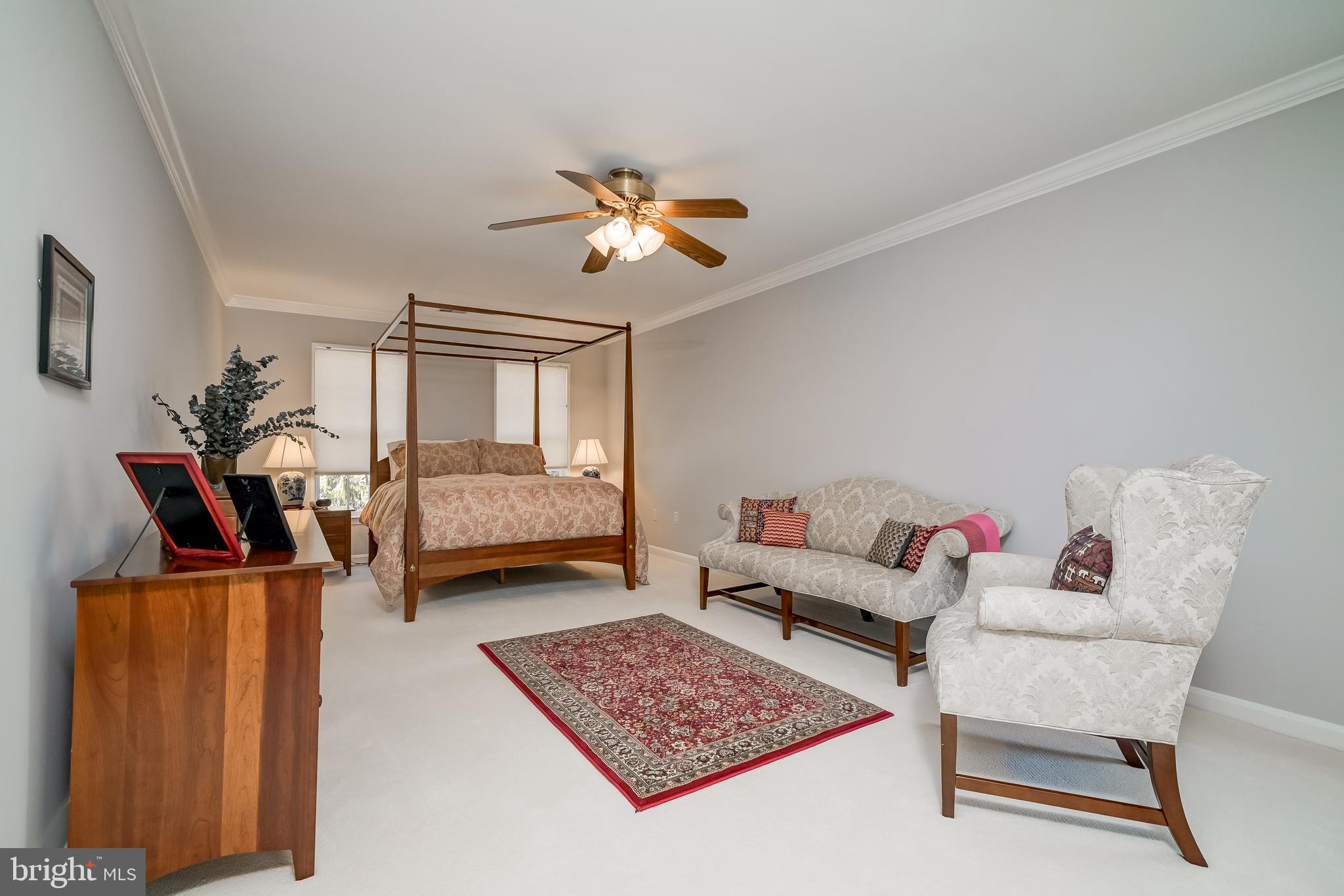 6508 FOLDED LEAF SQUARE