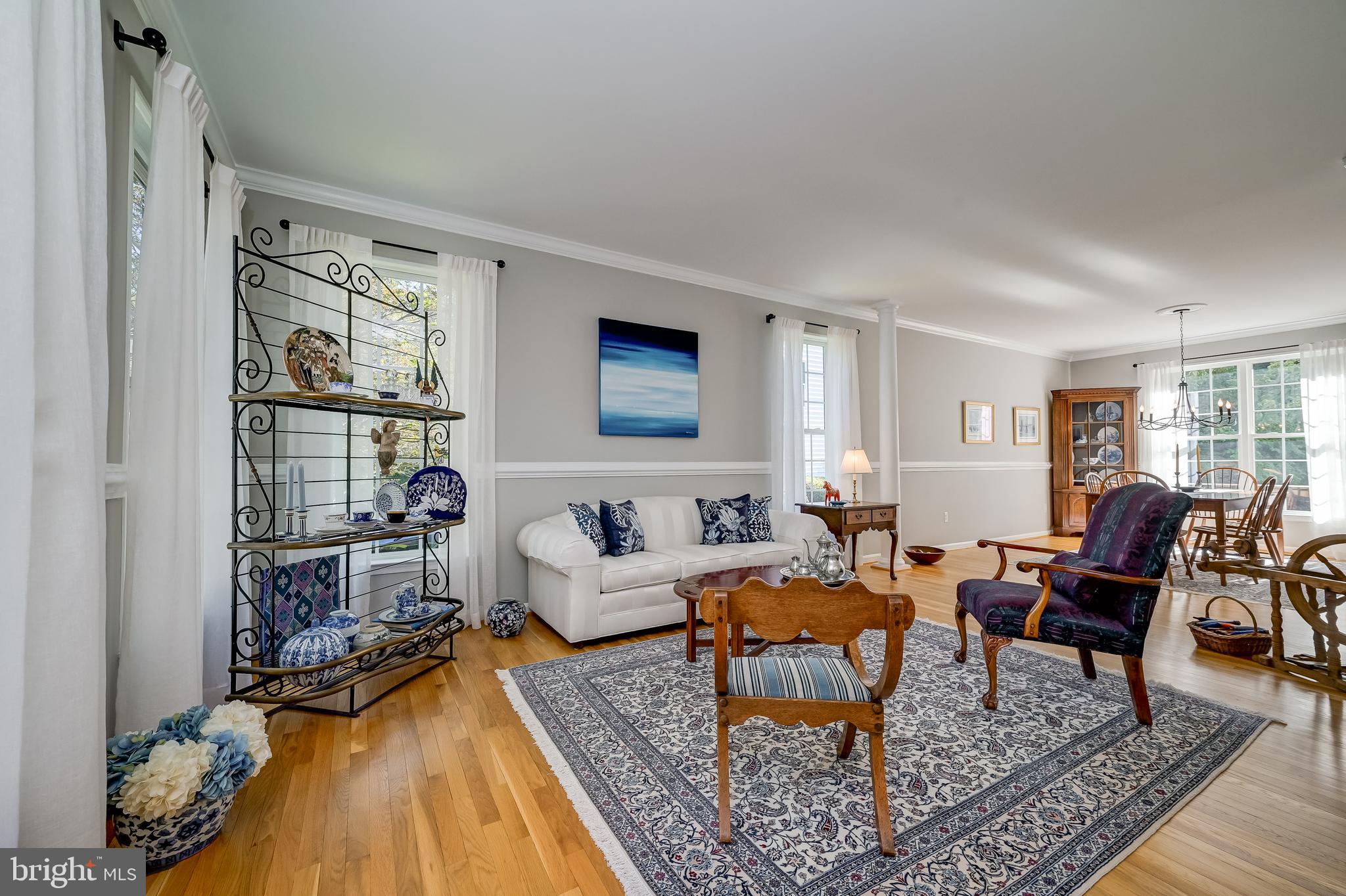 6508 FOLDED LEAF SQUARE