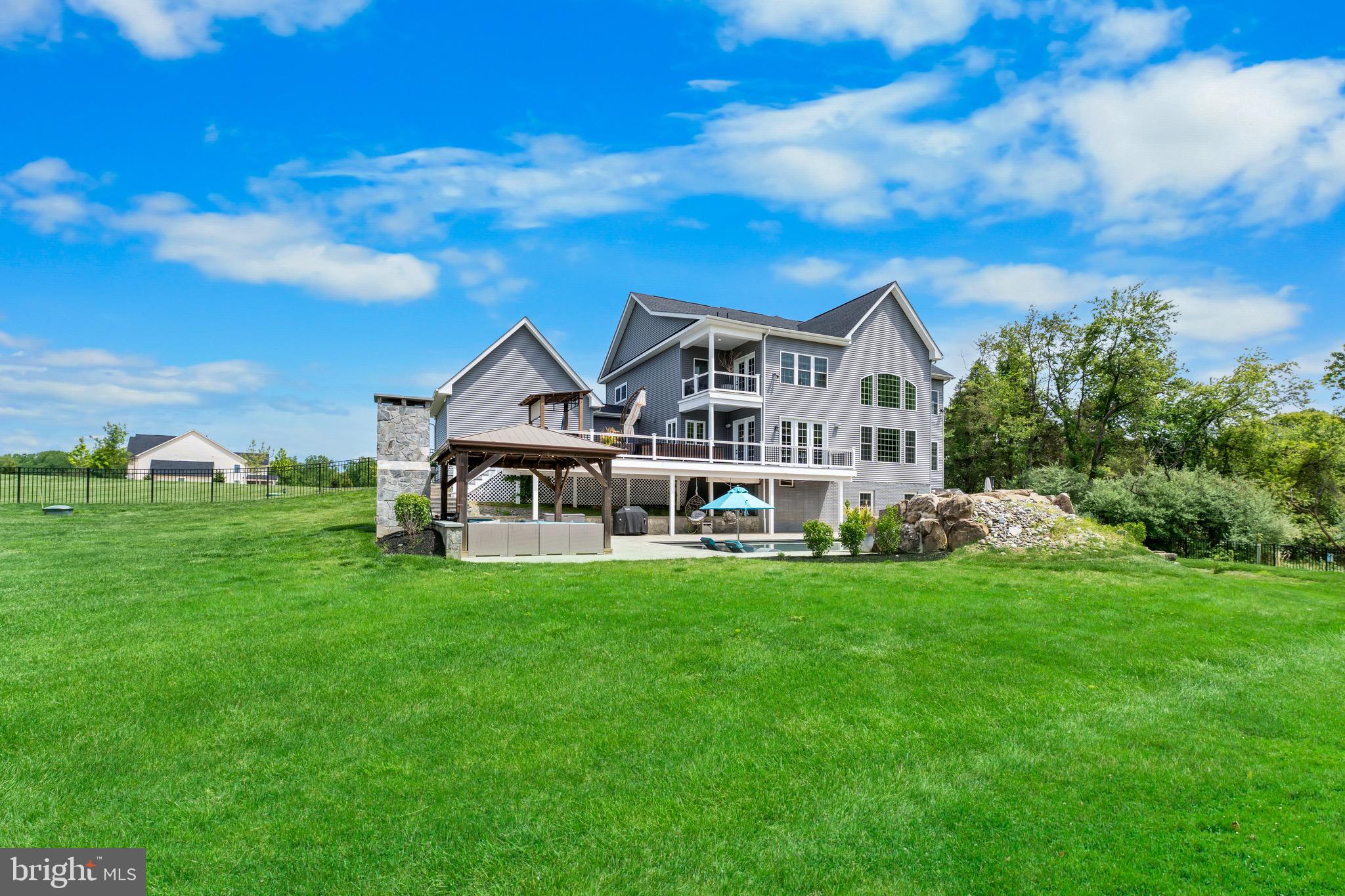 12201 MAYAPPLE DRIVE