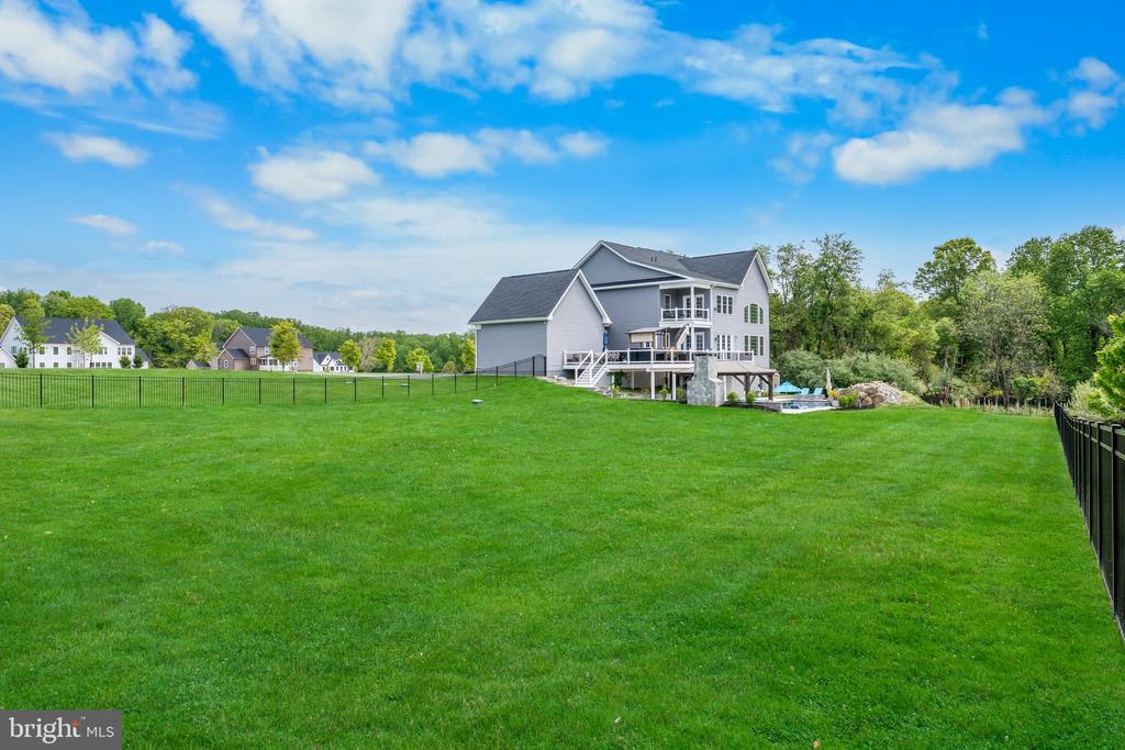 12201 MAYAPPLE DRIVE