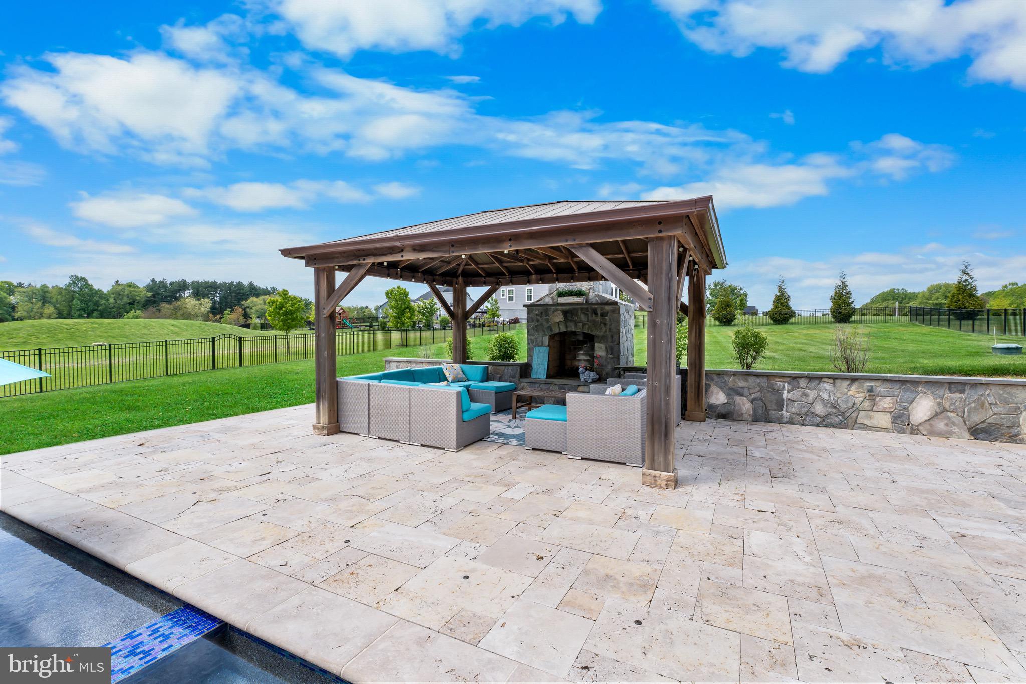 12201 MAYAPPLE DRIVE