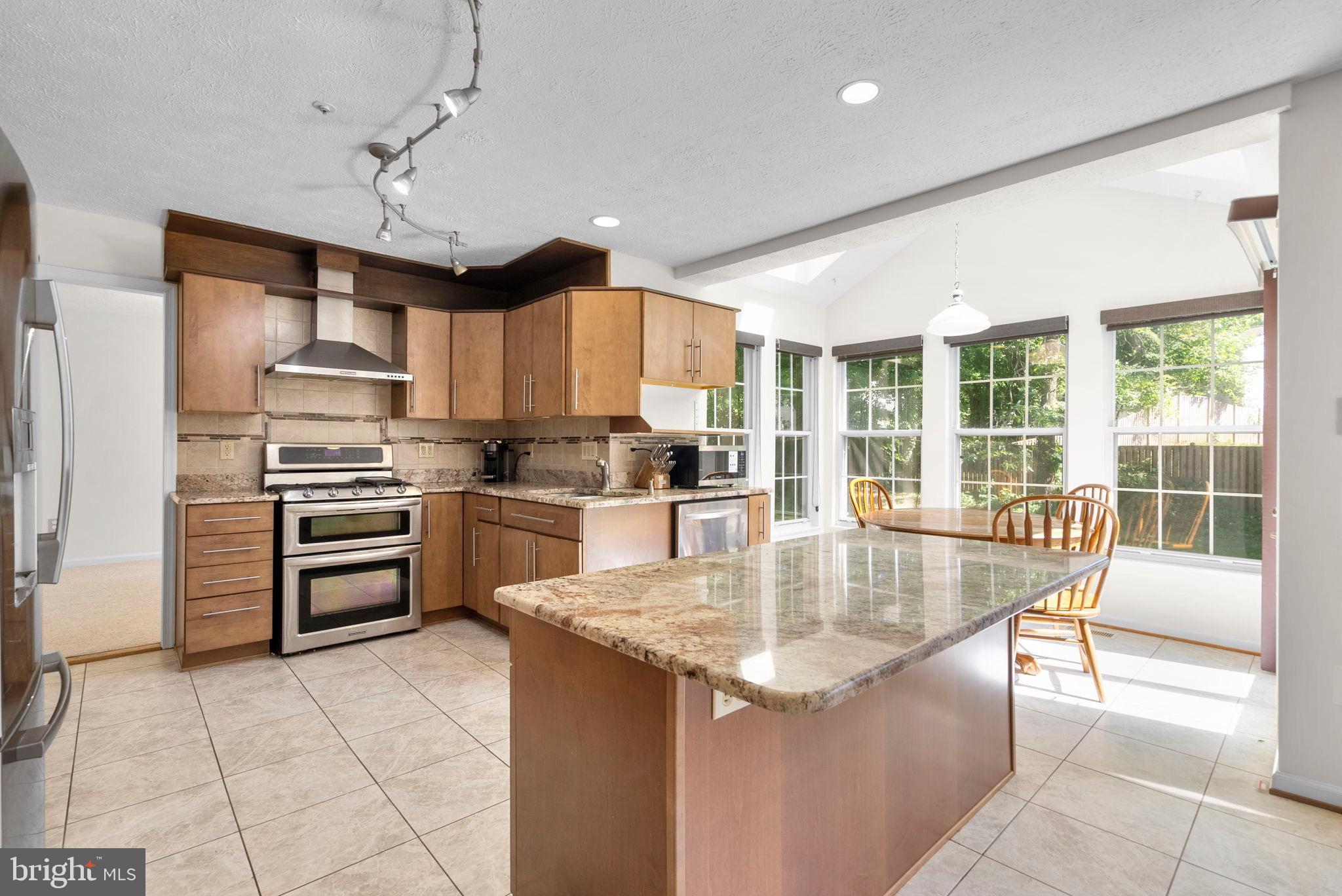 5505 LAKE RIDGE TERRACE