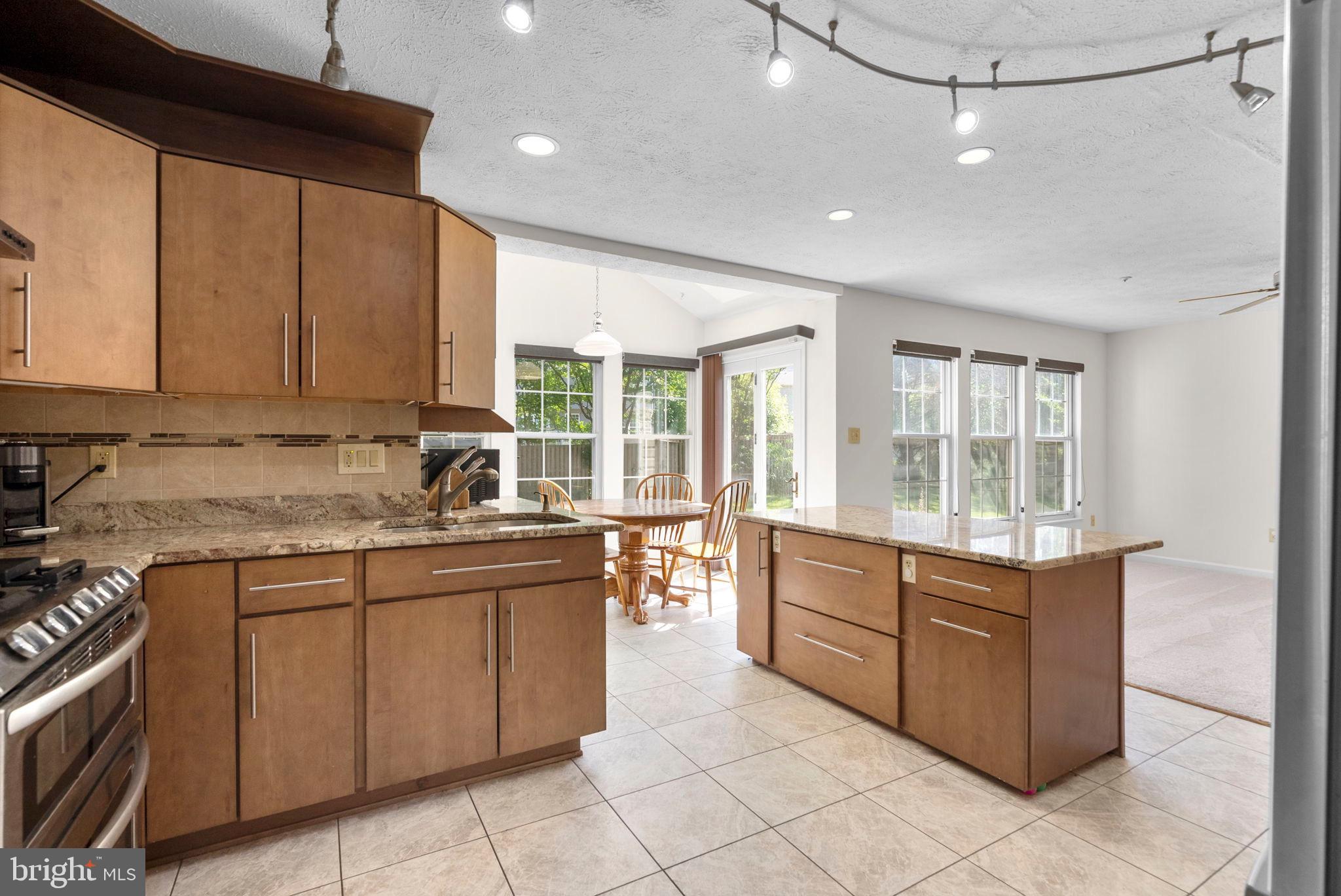 5505 LAKE RIDGE TERRACE