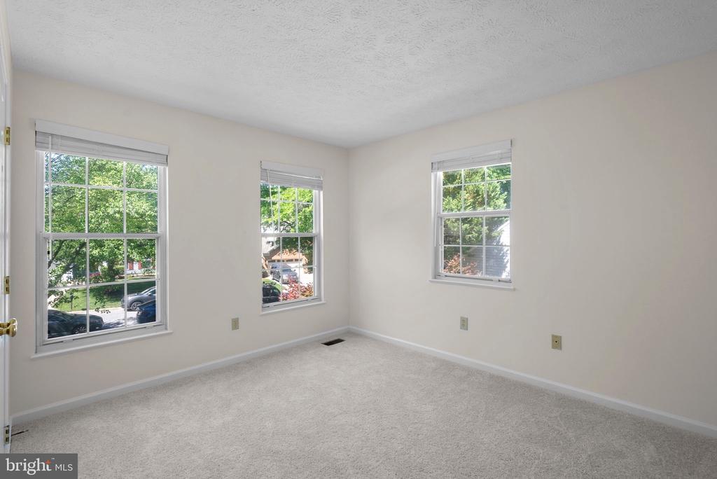 5505 LAKE RIDGE TERRACE