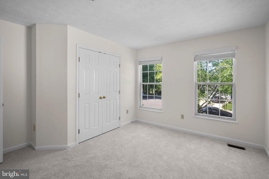 5505 LAKE RIDGE TERRACE