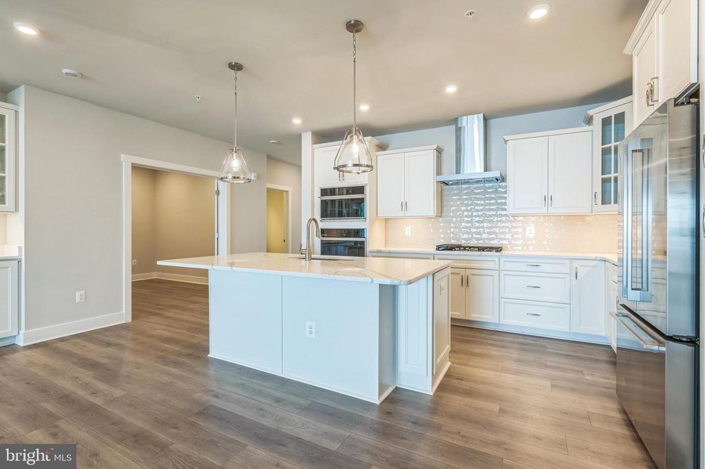 176 FLAGSTAFF WAY Unit: 2443