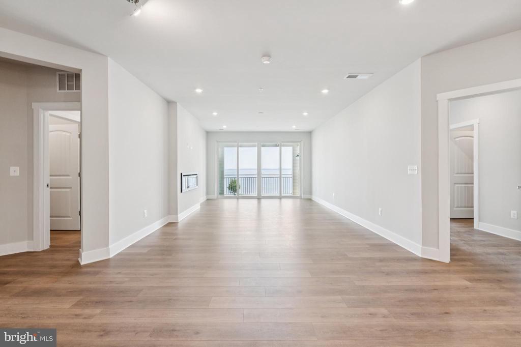 176 FLAGSTAFF WAY Unit: 2443