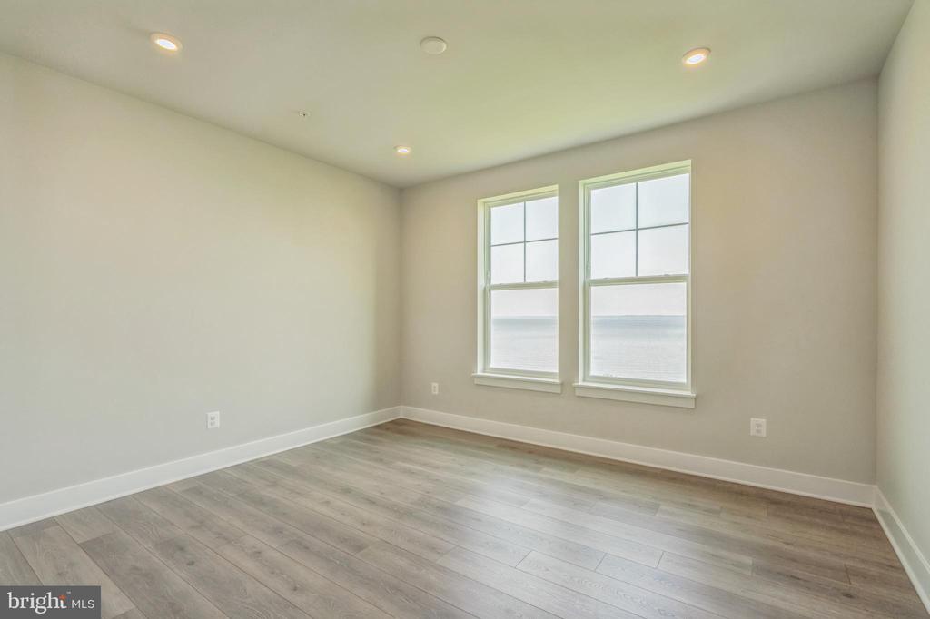 176 FLAGSTAFF WAY Unit: 2443
