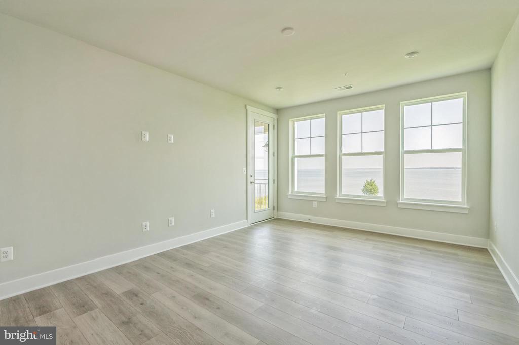 176 FLAGSTAFF WAY Unit: 2443