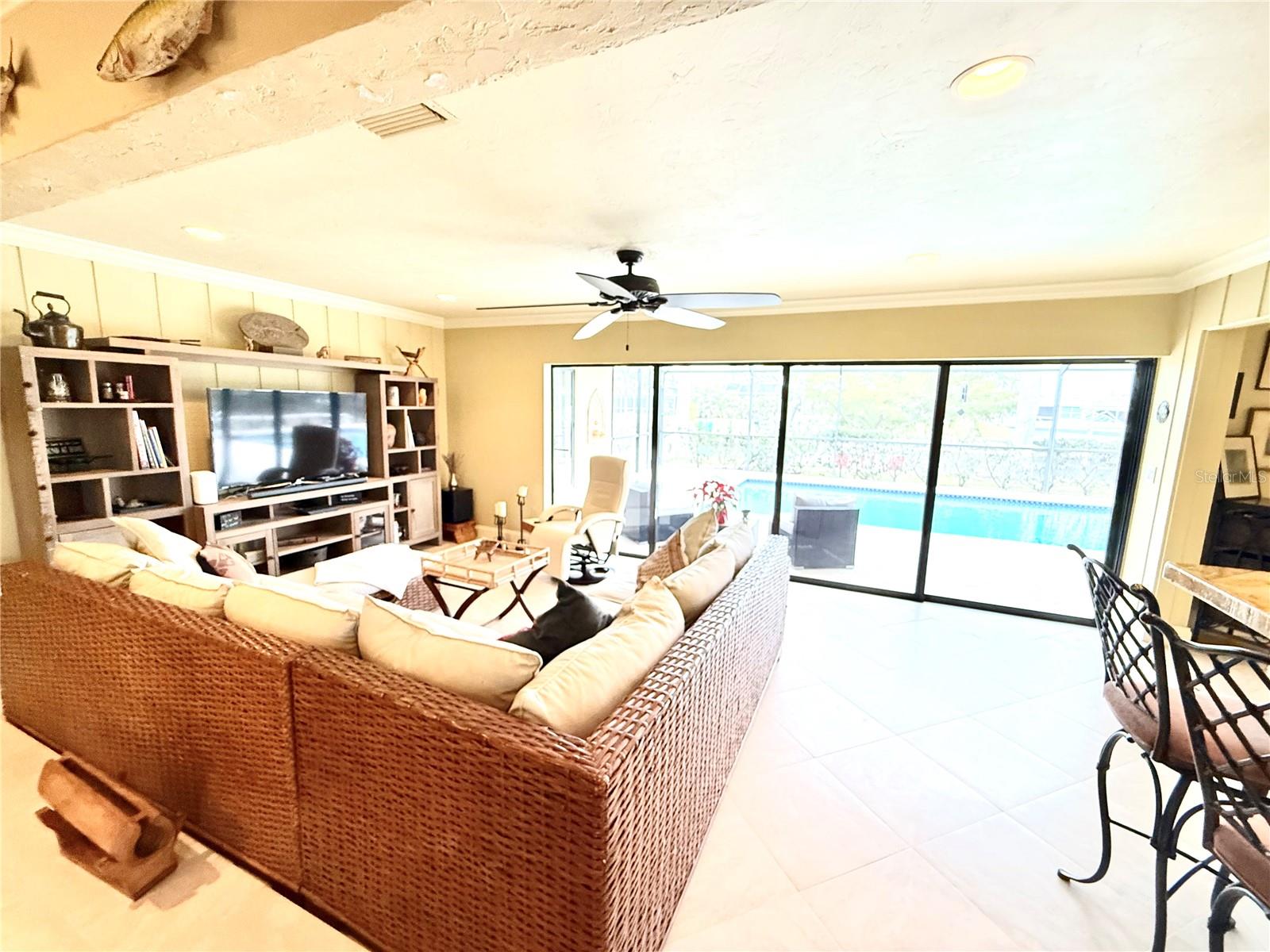 310 BELVEDERE CT