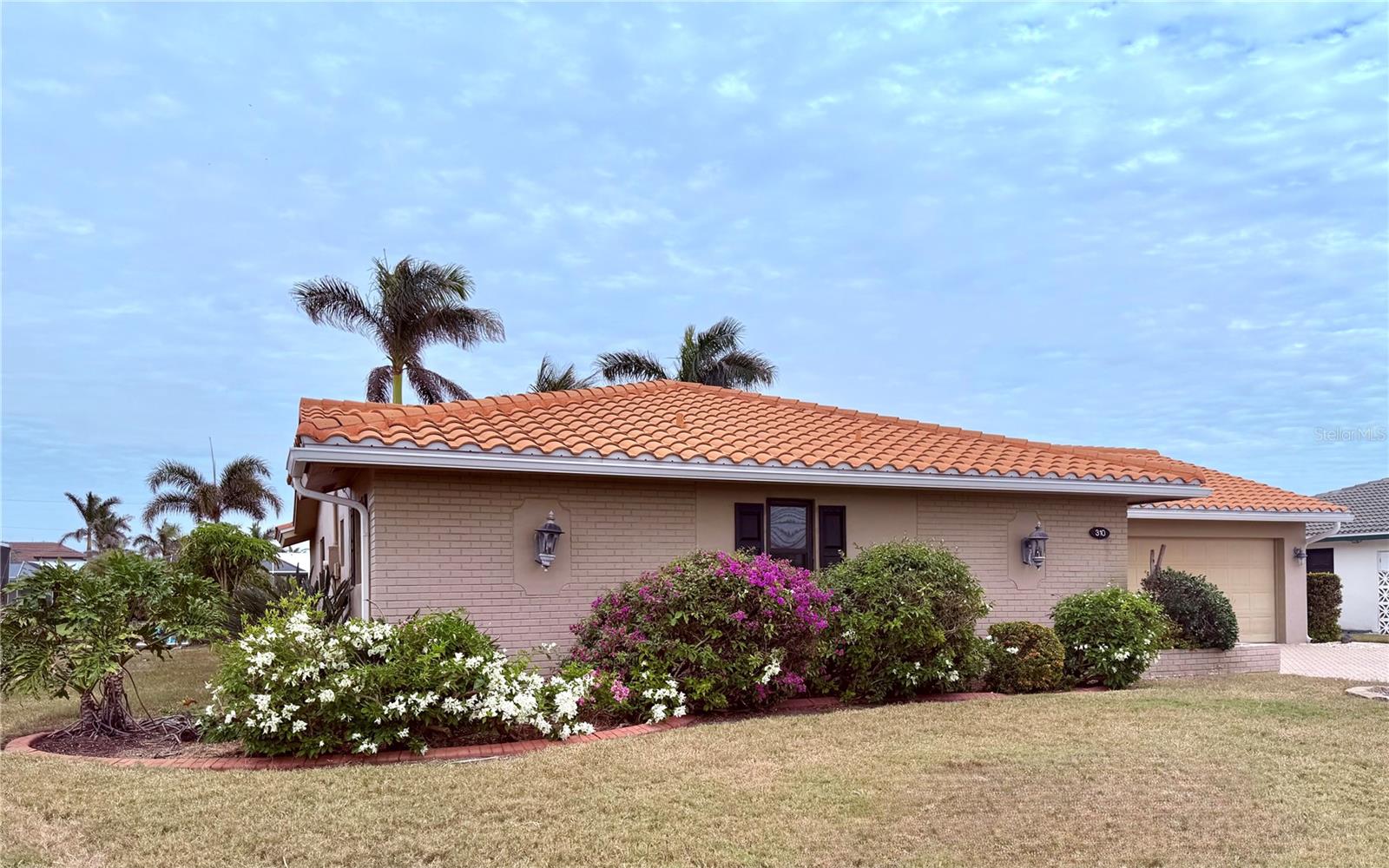 310 BELVEDERE CT
