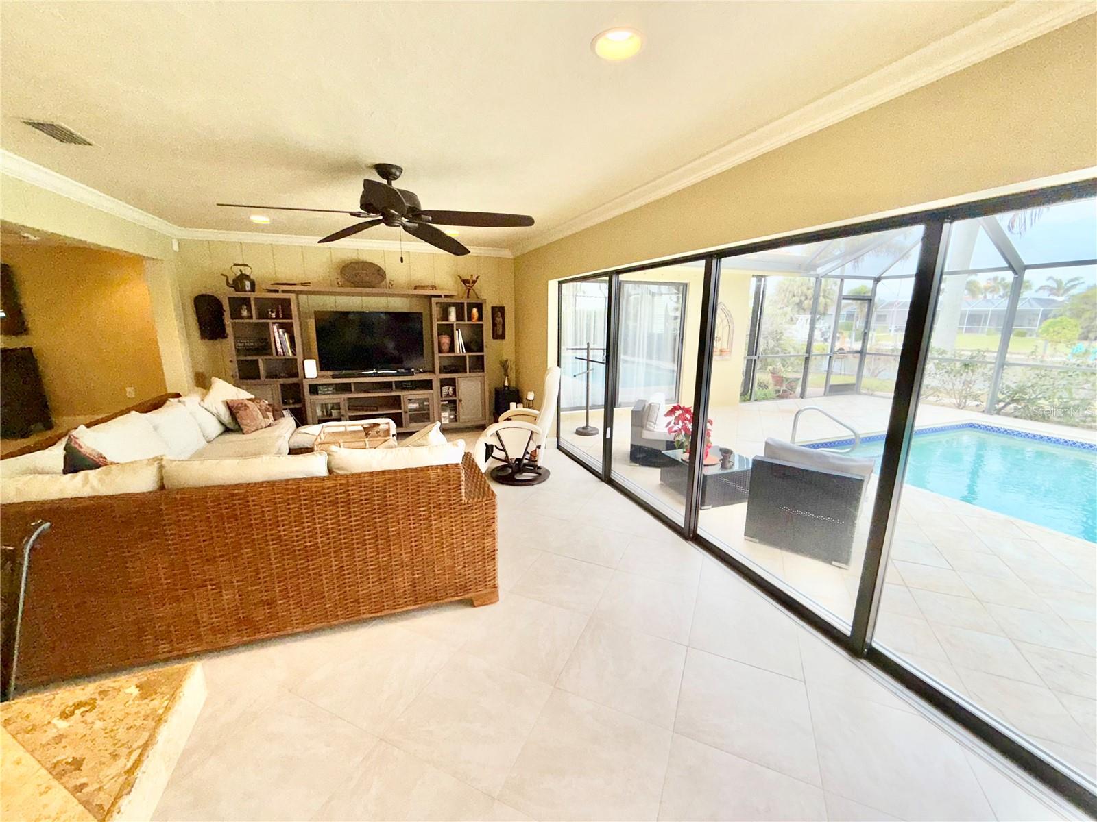310 BELVEDERE CT
