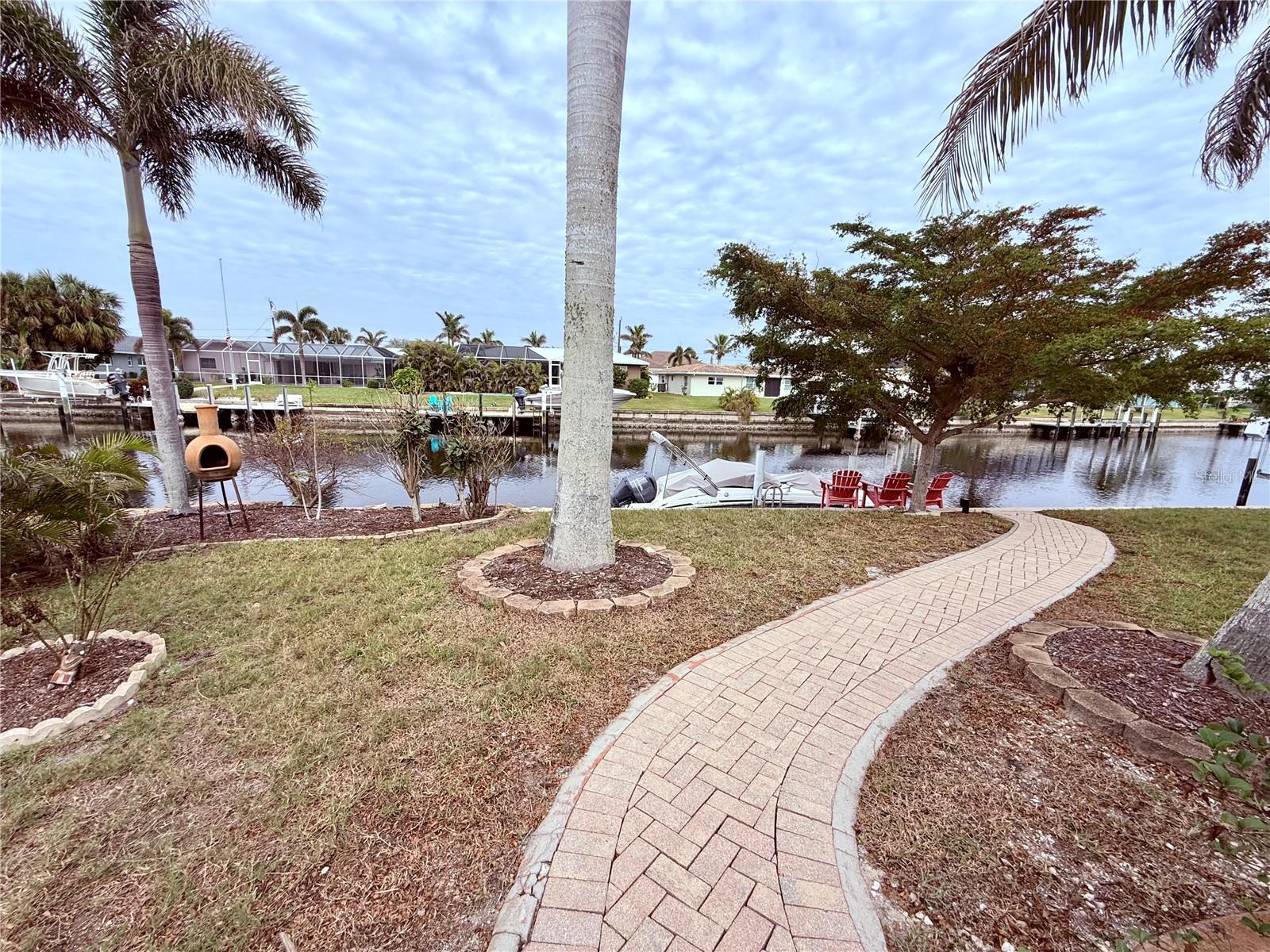 310 BELVEDERE CT