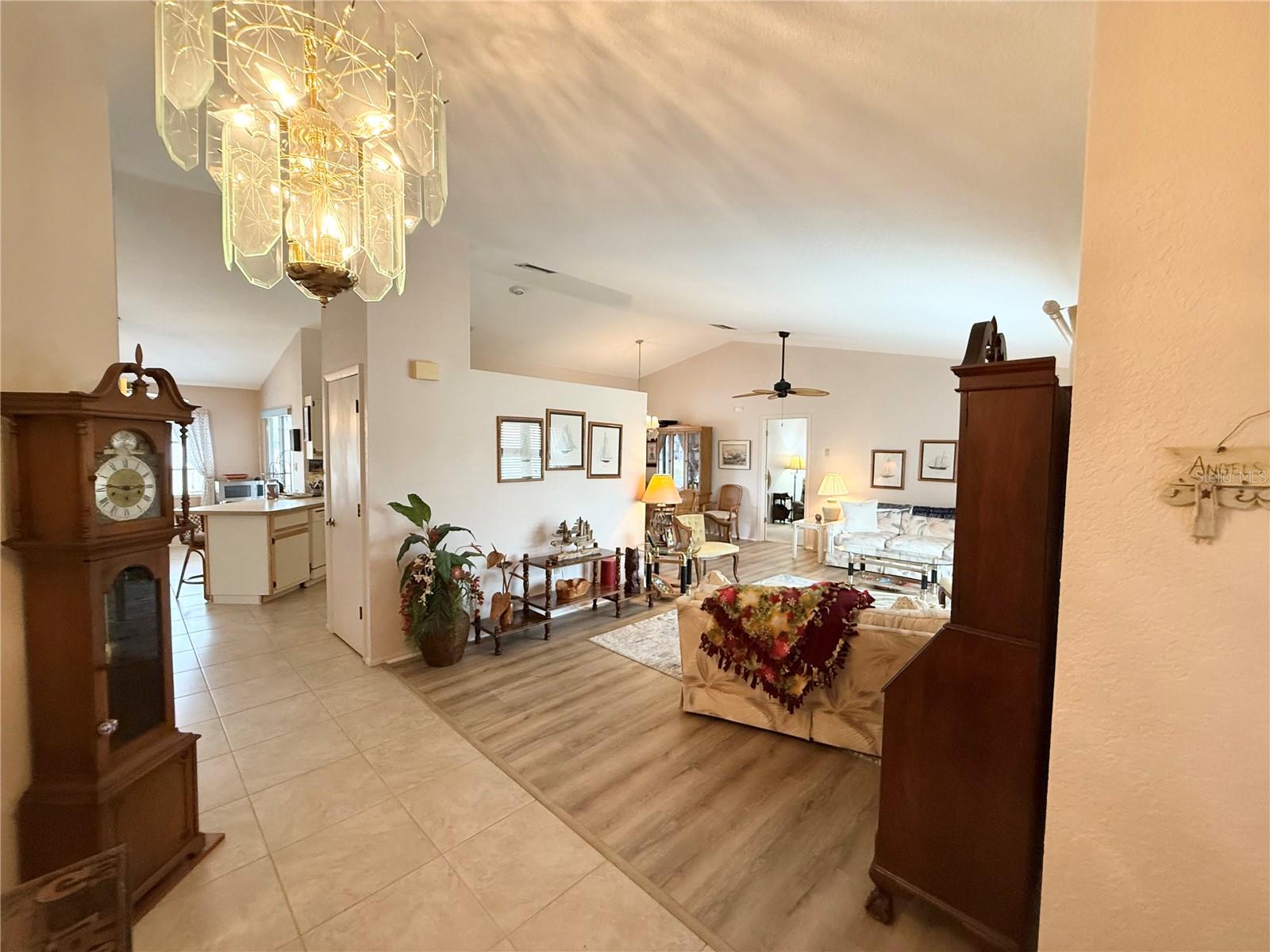 2219 BENGAL CT