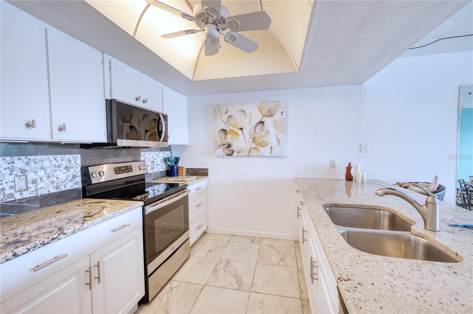 3310 LOVELAND BLVD #107