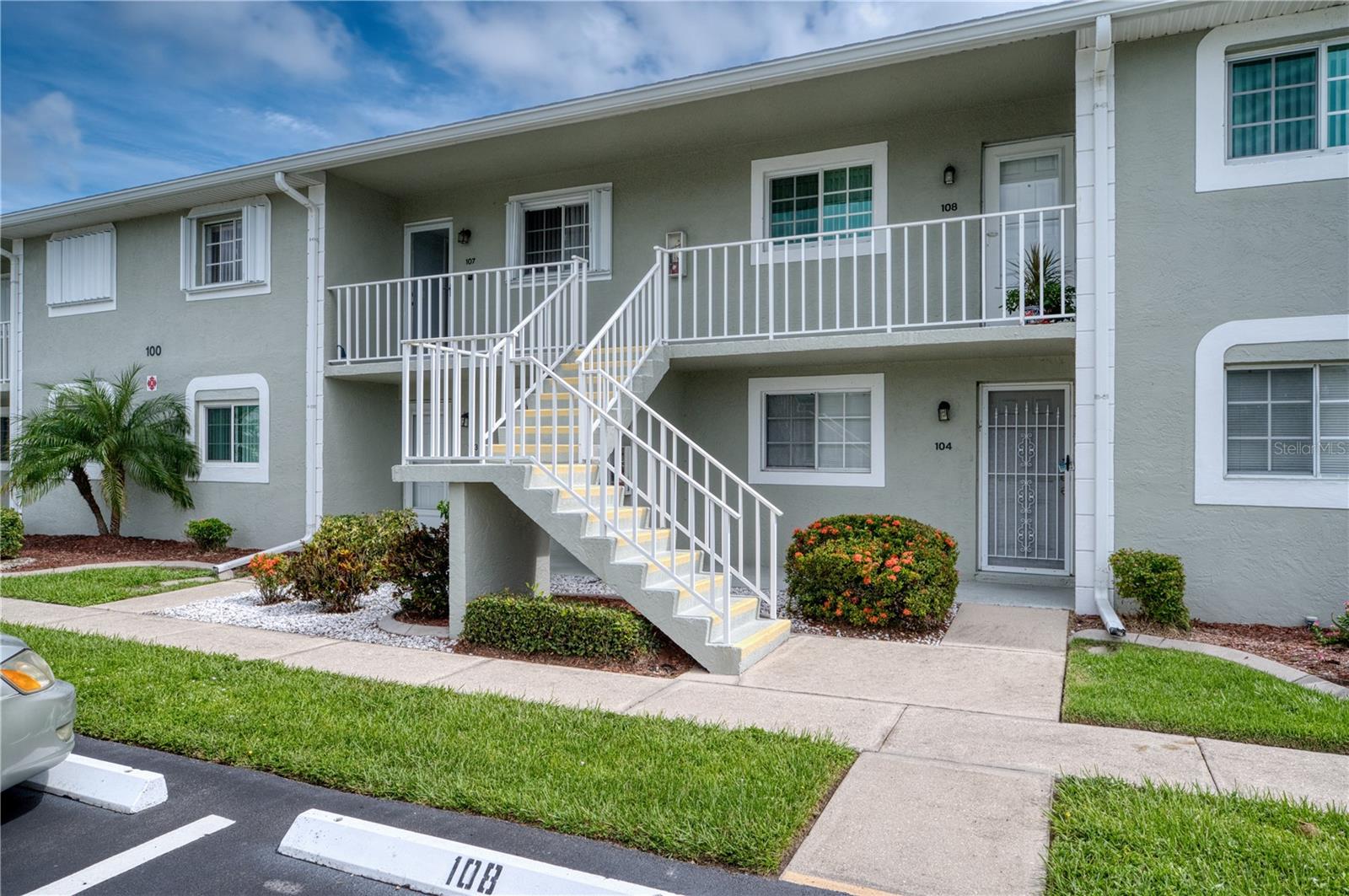 3310 LOVELAND BLVD #107