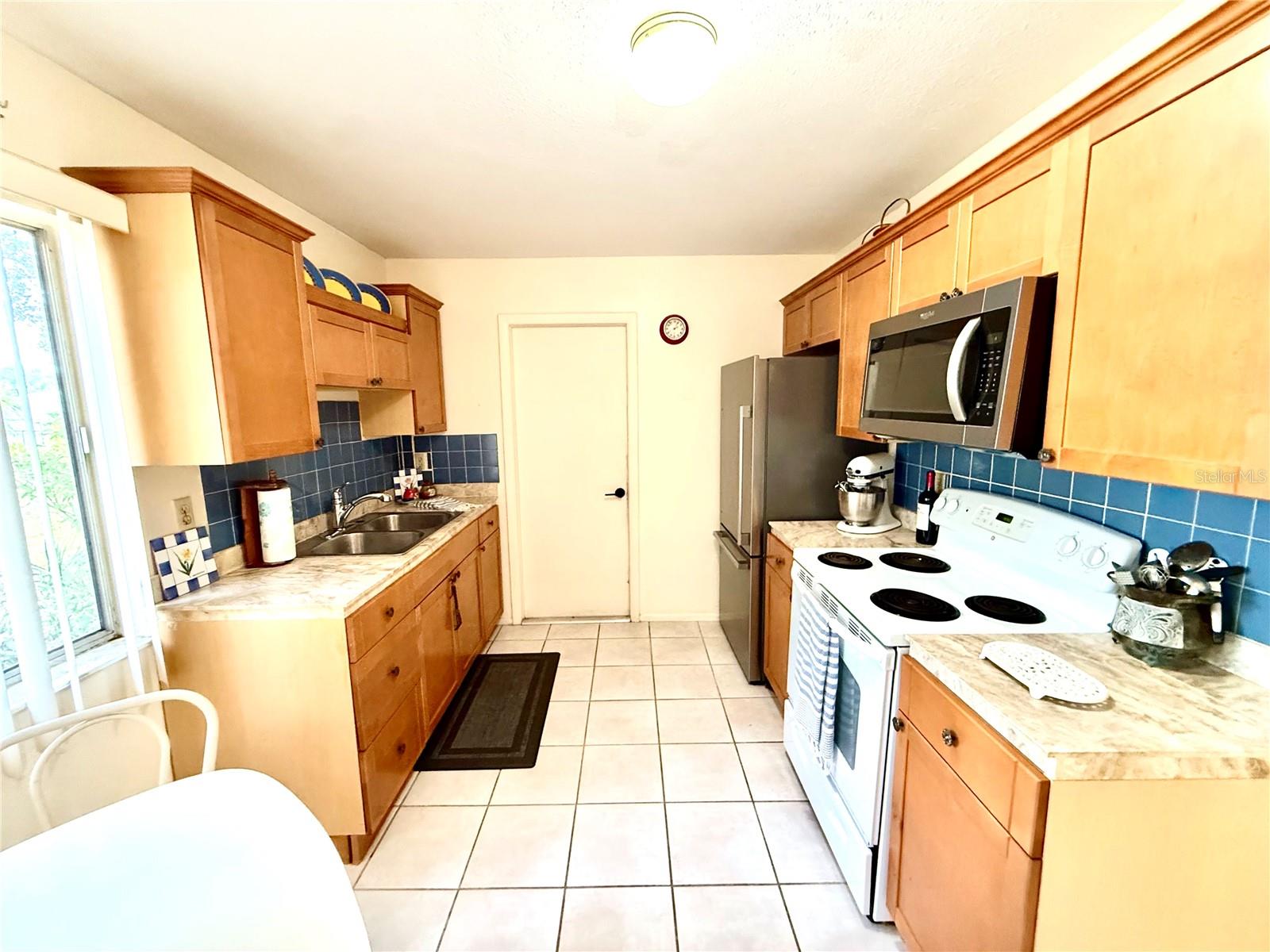 3600 PAN AMERICAN BLVD