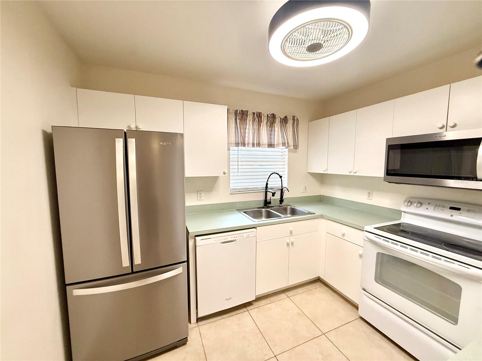 16946 TOLEDO BLADE BLVD