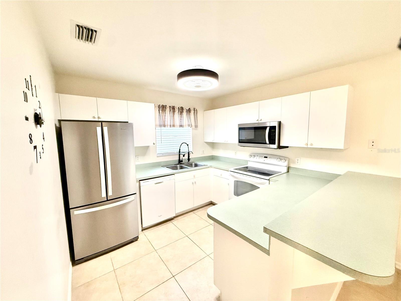 16946 TOLEDO BLADE BLVD