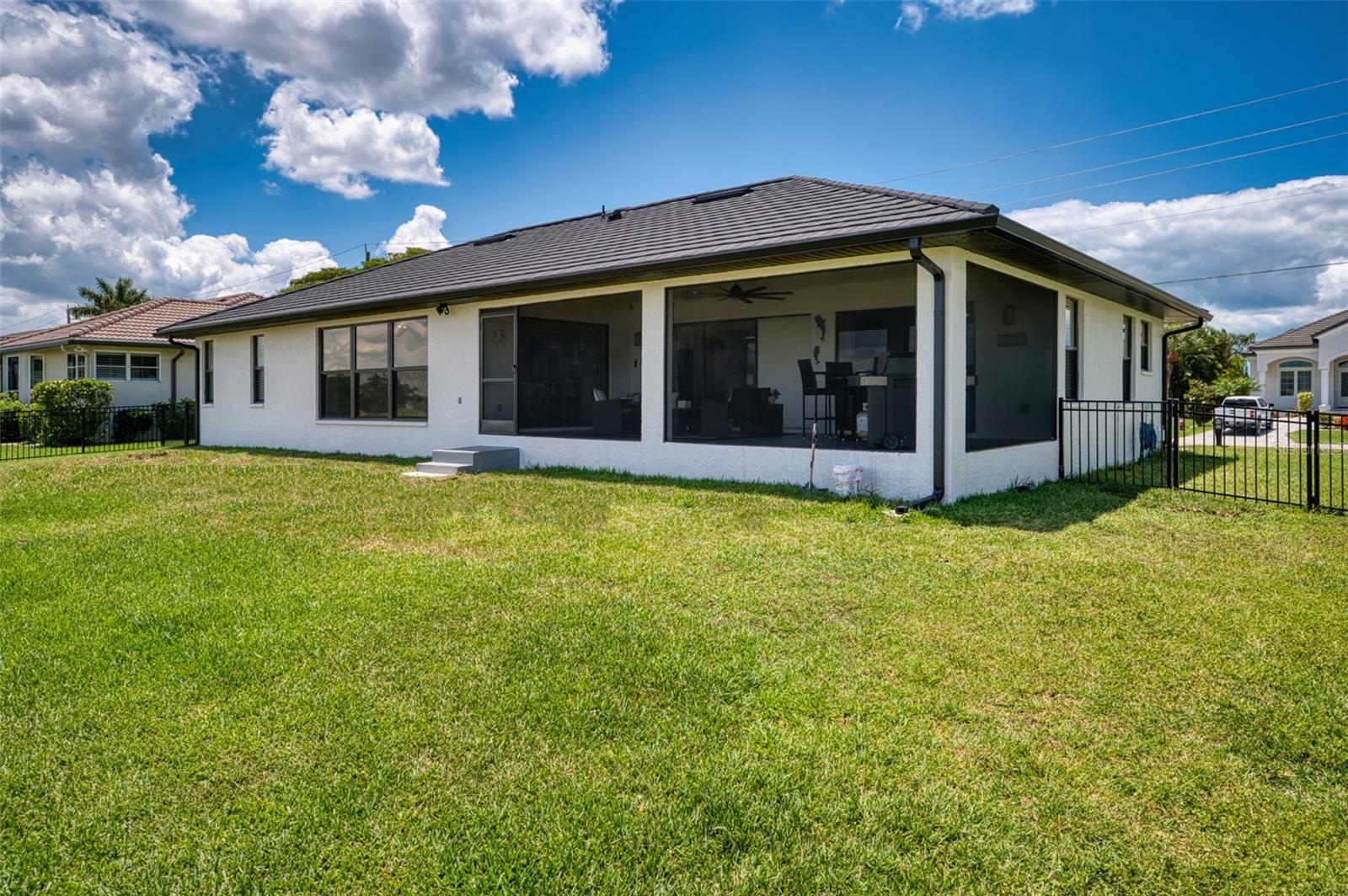 727 MONACO DR