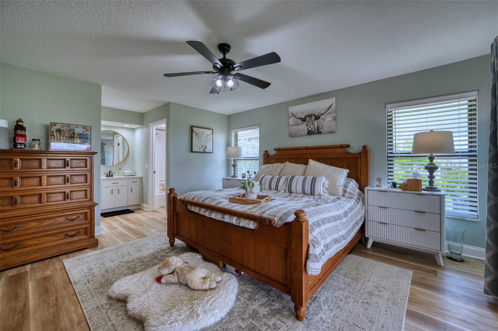 727 MONACO DR