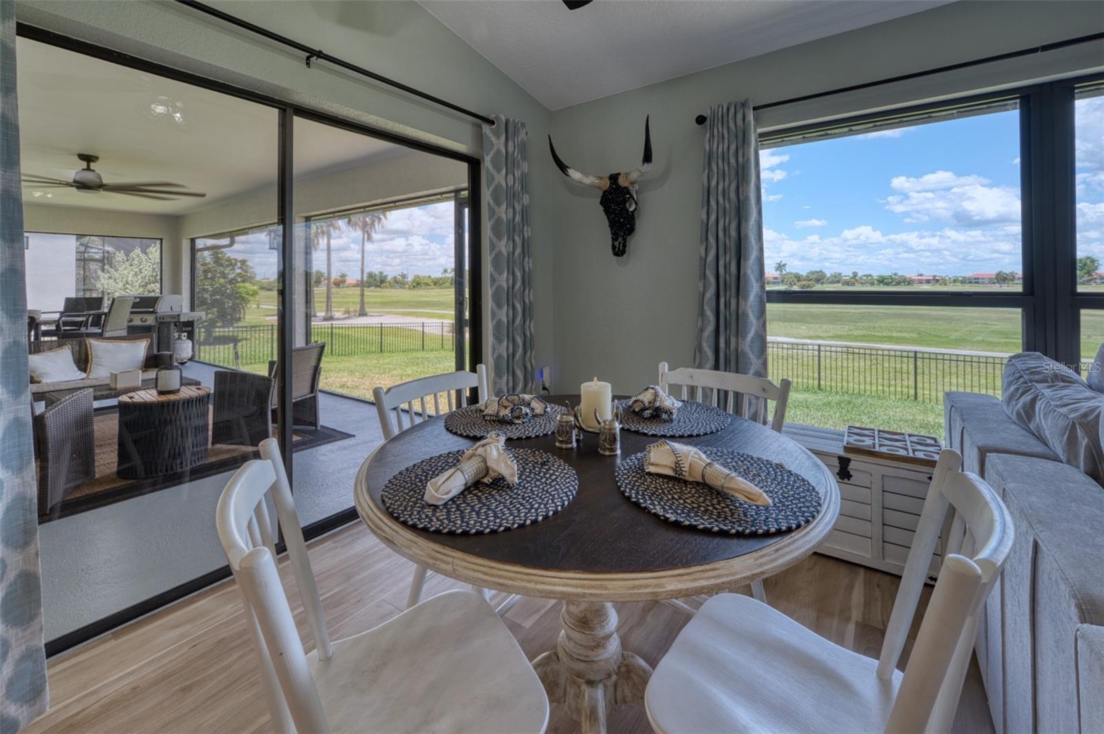 727 MONACO DR