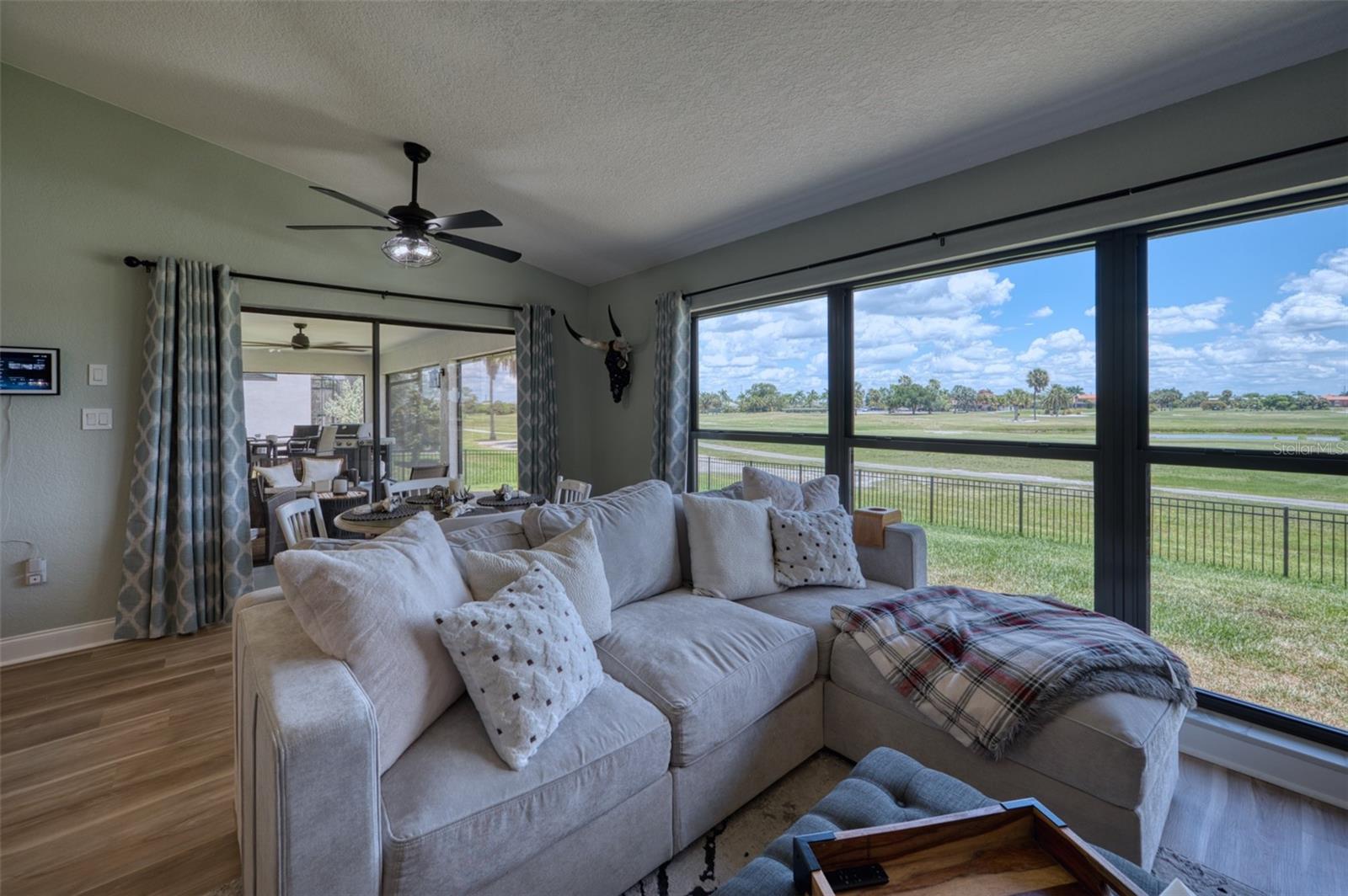 727 MONACO DR