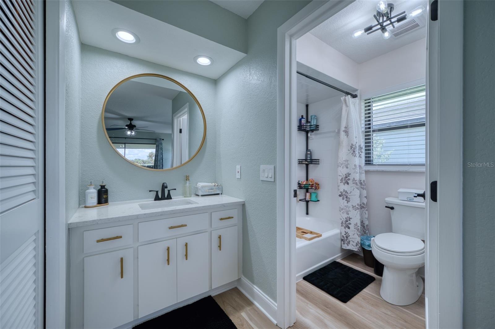 727 MONACO DR